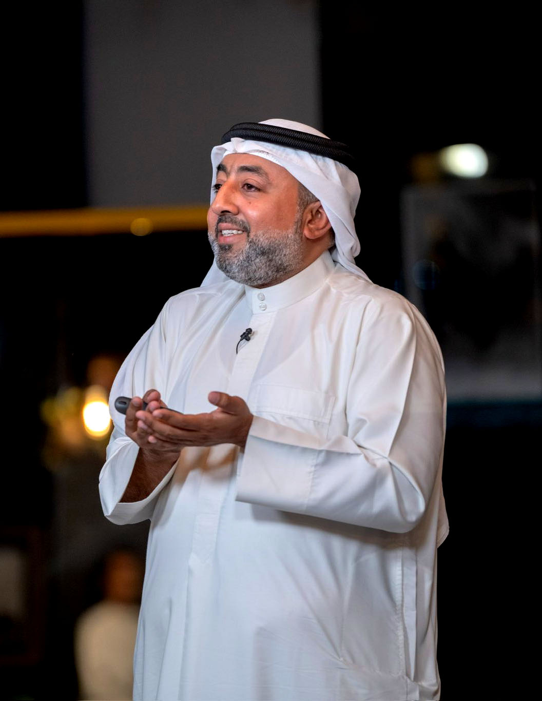 أحمد التتان مختص هندسة التغليف أحمد التتان استراتيجي الهوية التجارية
